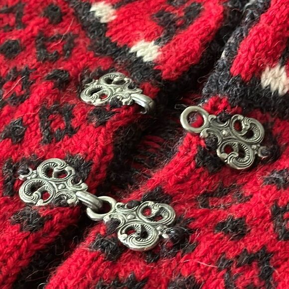 DALE of NORWAY Sweater Luxury Wool Nordic Ski Pewter Clasp Sz Small - Picture 5 of 13